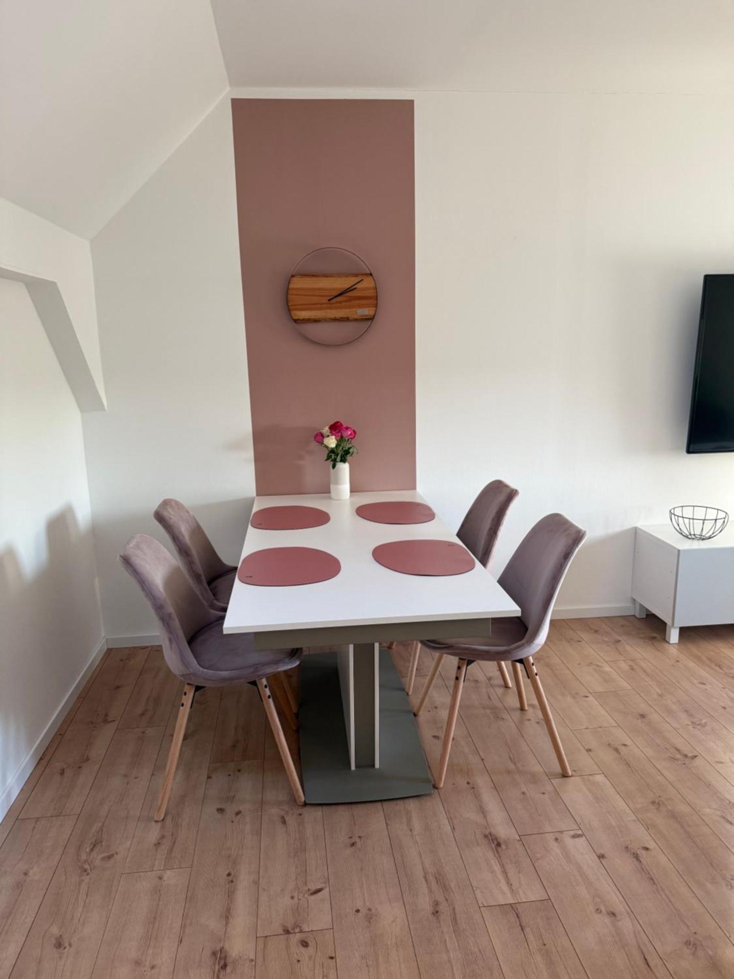 Grosse Ferienwohnung In Ostseenaehe Schonberg  ภายนอก รูปภาพ